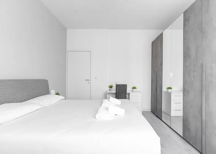Appartamento Comodo E Confortevole-sesto Piano Con Vista Milano