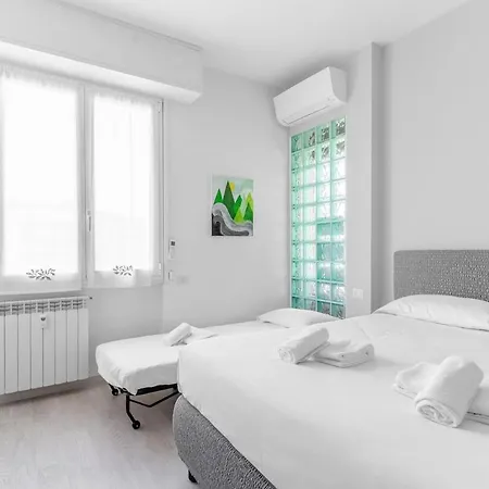 Comodo E Confortevole-sesto Piano Con Vista Milano